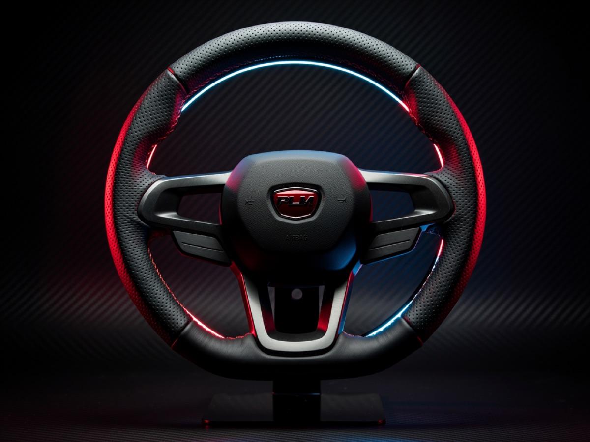 PLM Hilux GR Sport · Cuero perforado