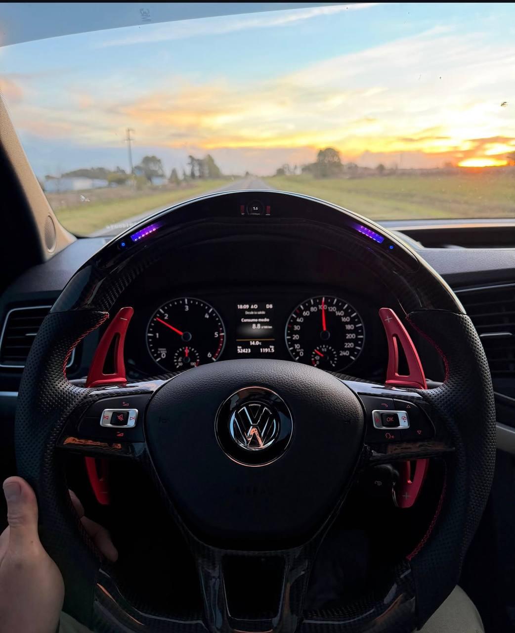 PLM Amarok V6 LED · Display + Levas rojas